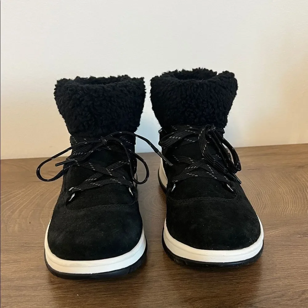 UGG Lakeside Heritage Lace Sneaker Boots Waterproof Suede Black 9